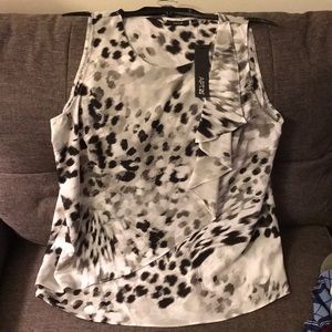 New Apt 9 shirt size large